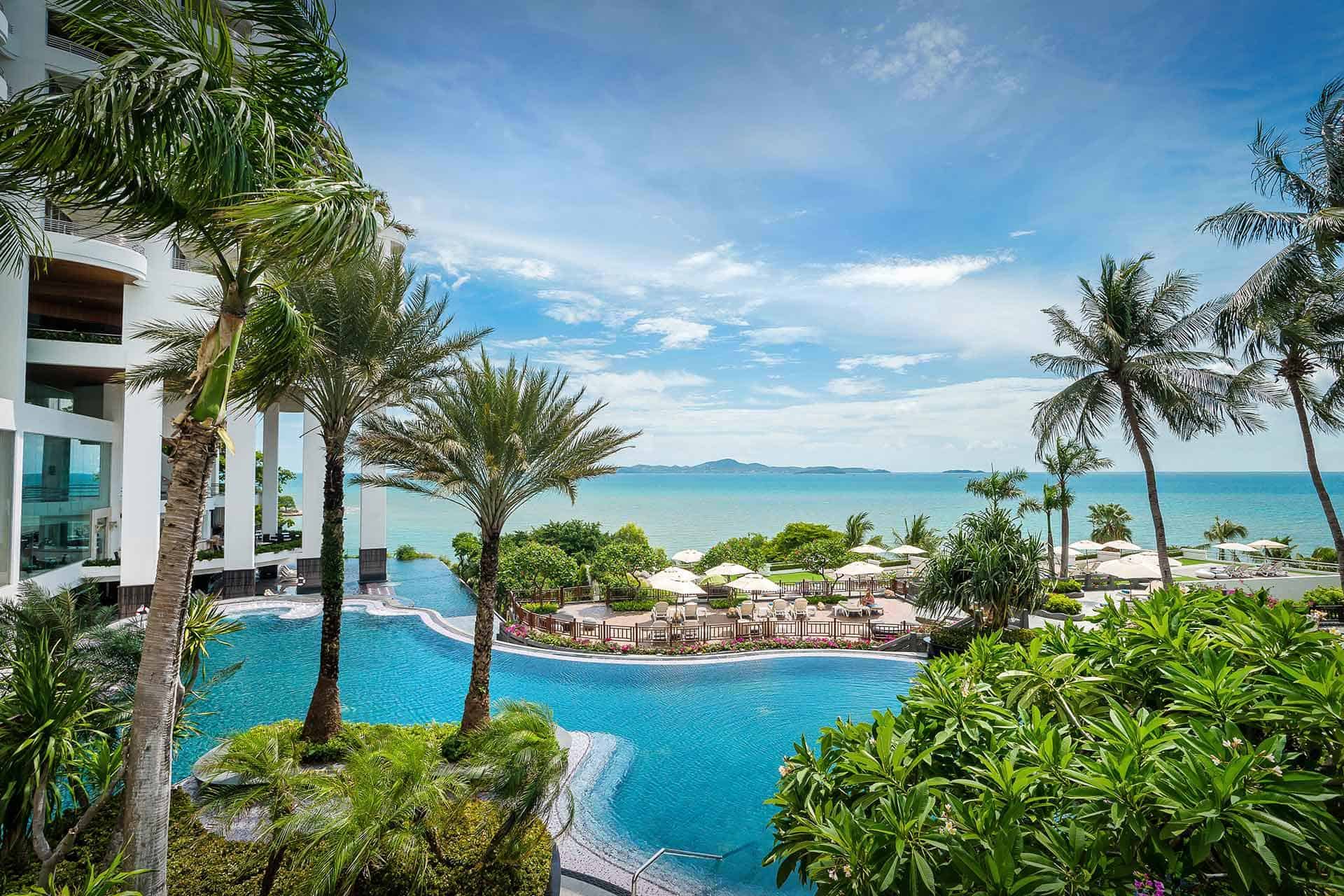 Luxury Business Hotel in Pattaya Royal Cliff Grand Hotel