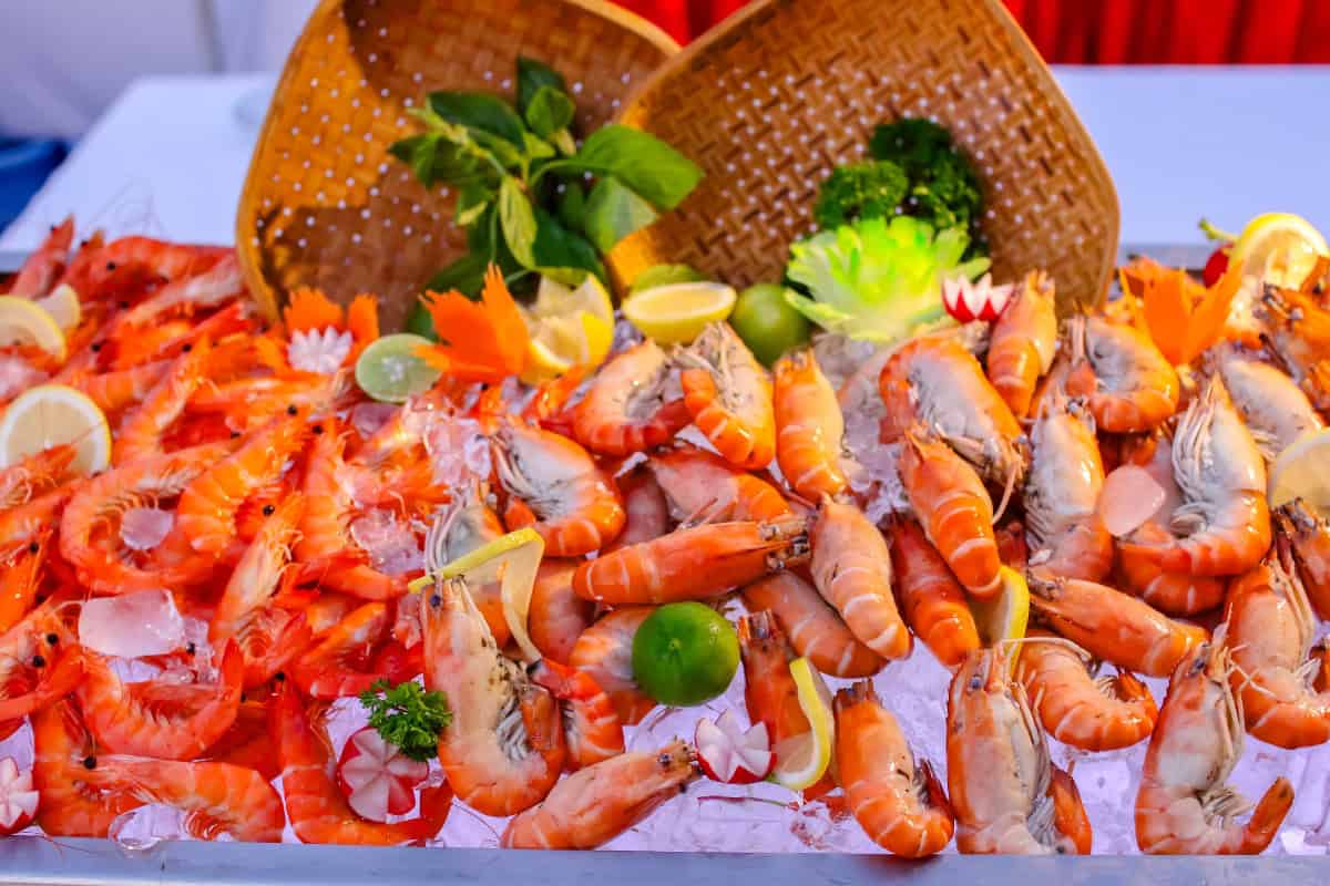 fresh seafood at our hotel buffet in pattaya