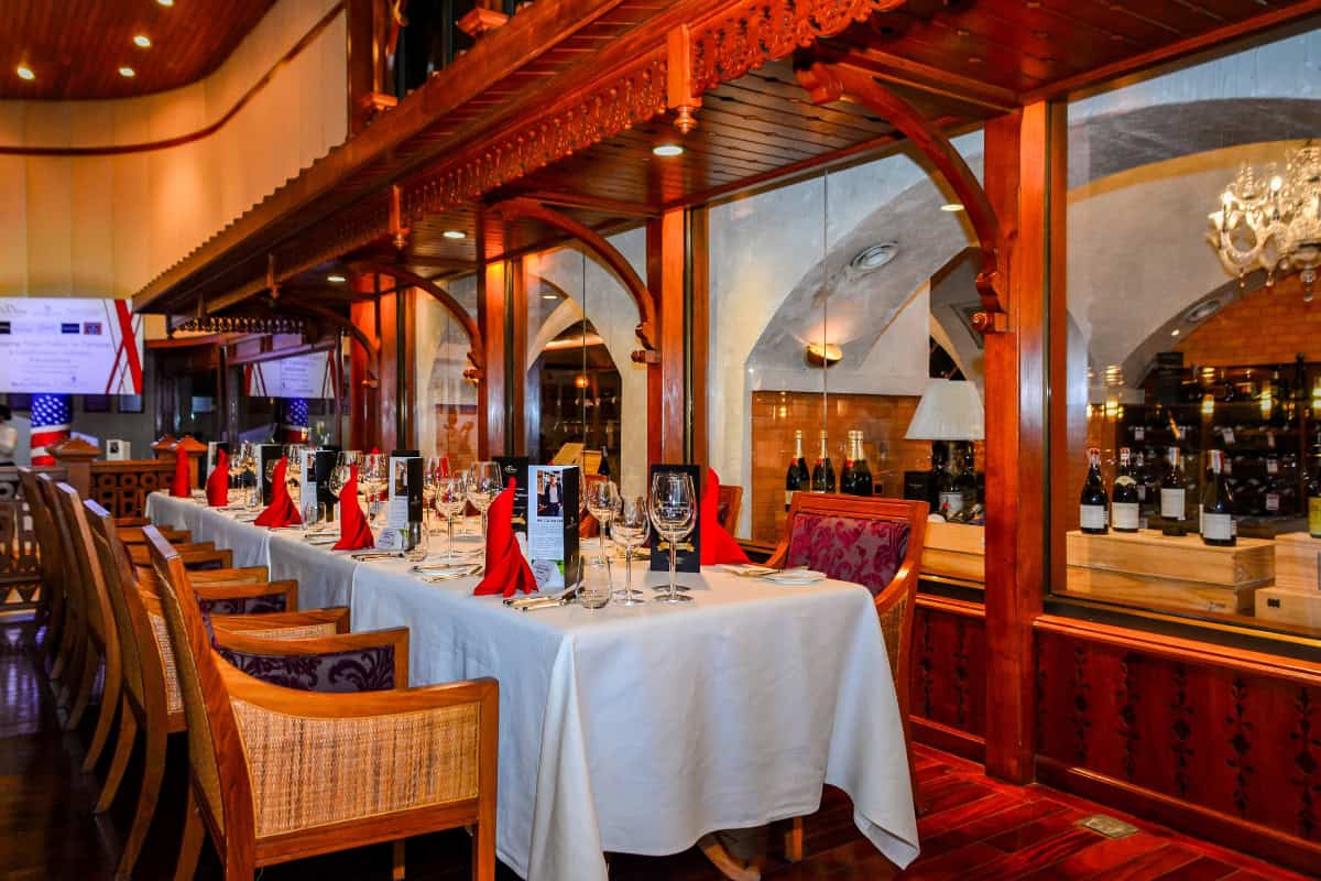 royal grill steak house in pattaya