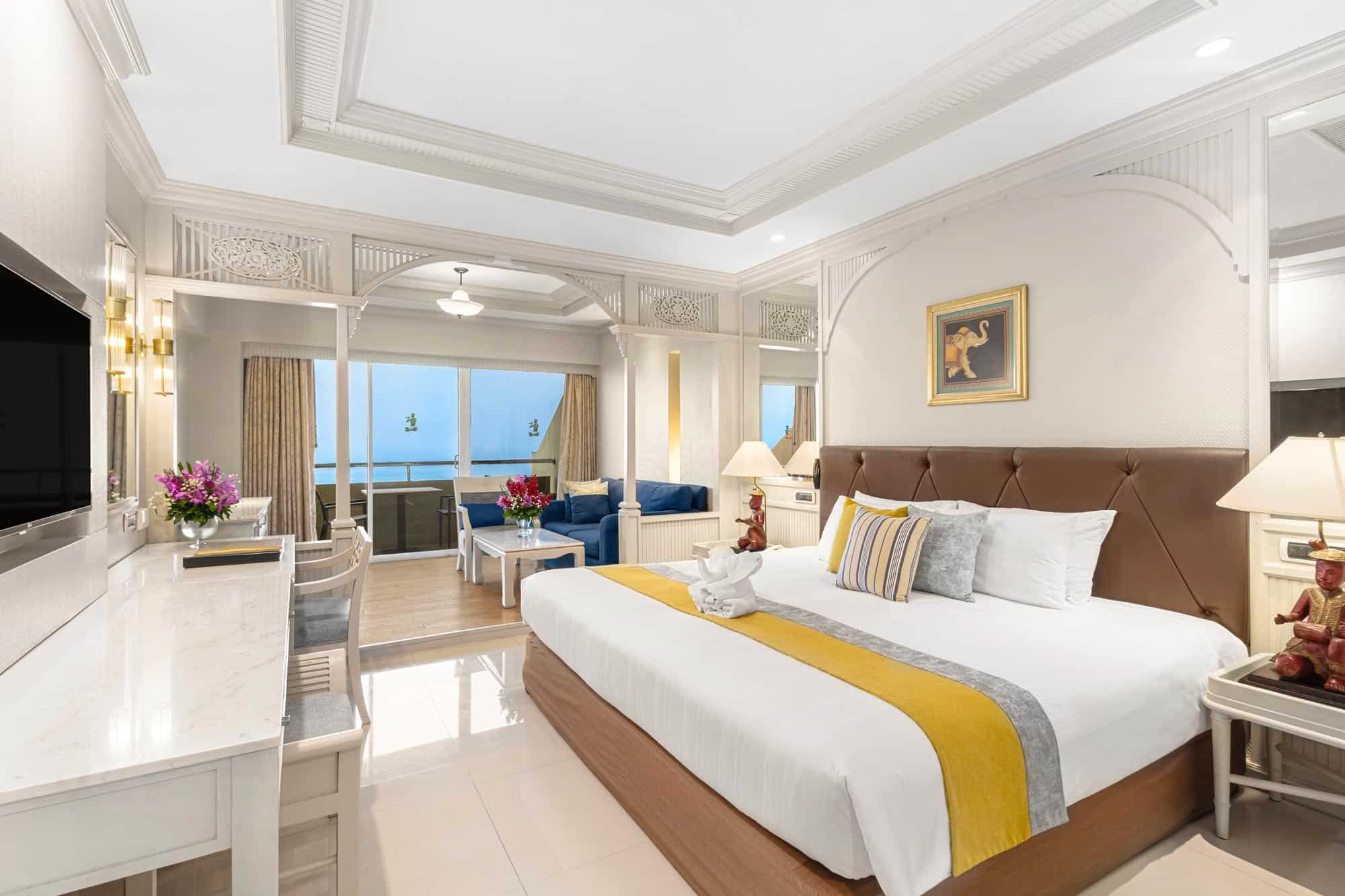 RC_Mini-Suite-Plus-Sea-View-01-Dec