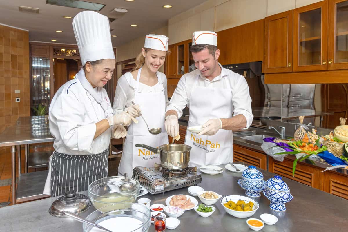 cooking thai food is one of the top activities to do in pattaya as a couple