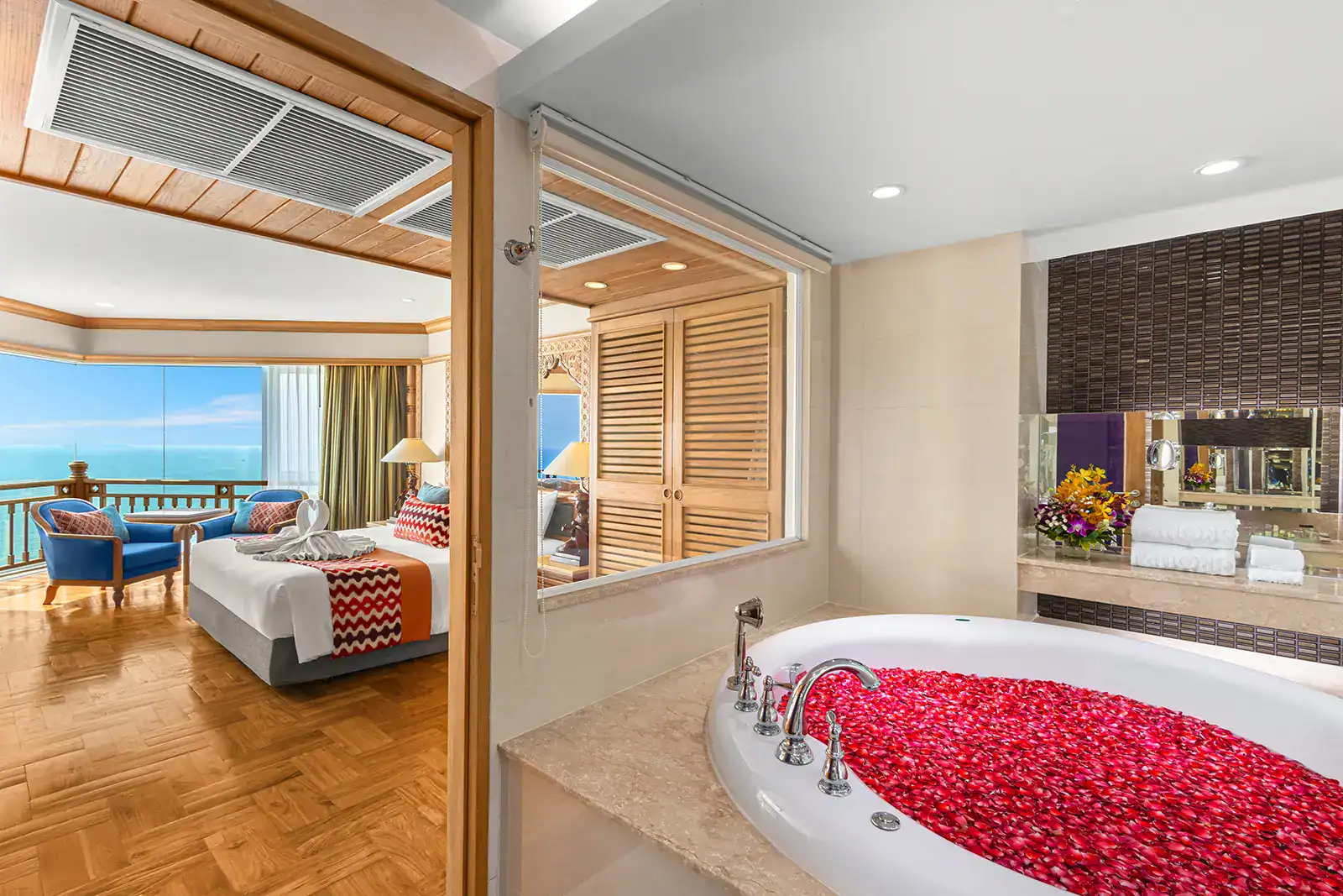RC_Theme Suite 2 Bedrooms Thai Heritage - 04