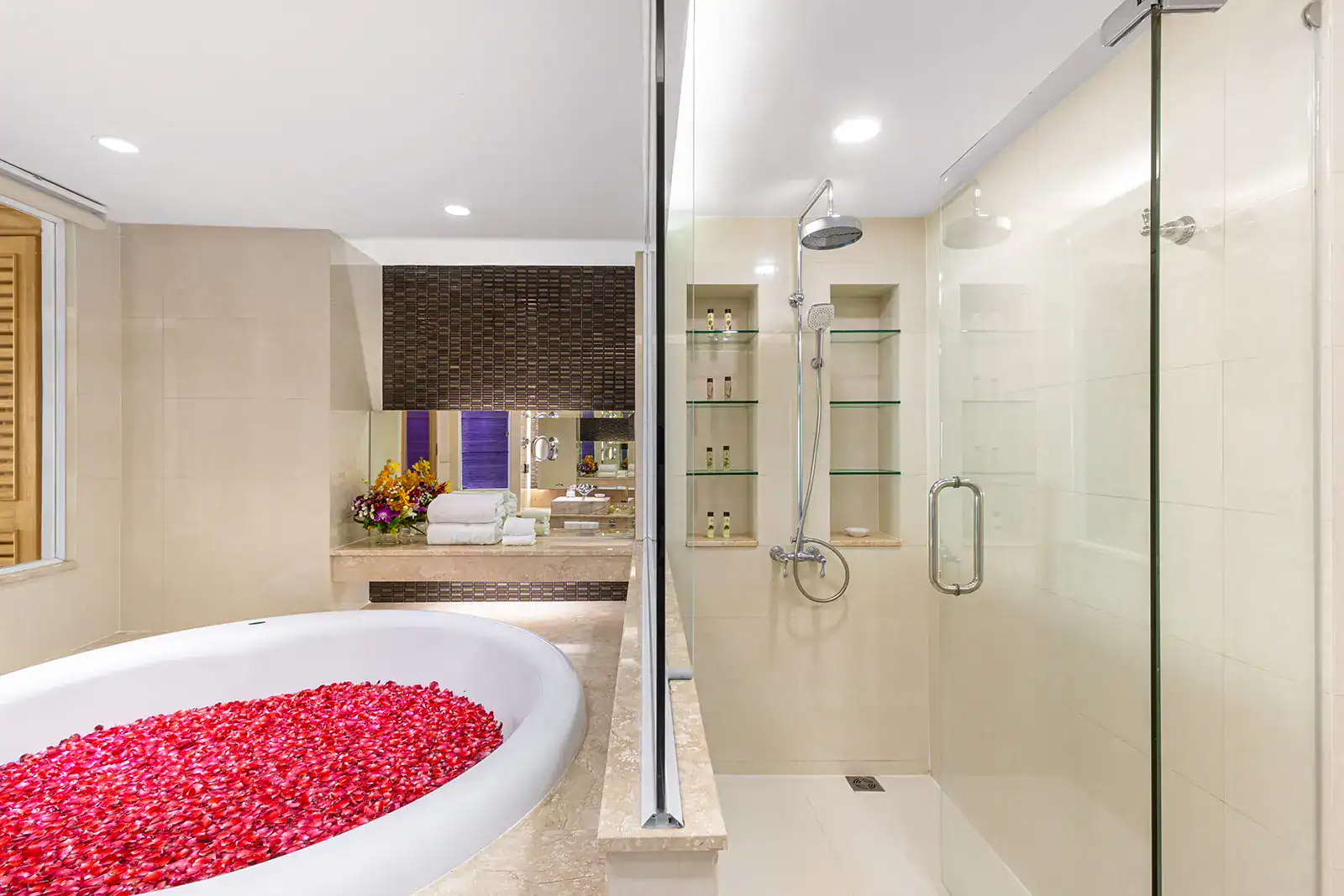 RC_Theme Suite 2 Bedrooms Thai Heritage - 06