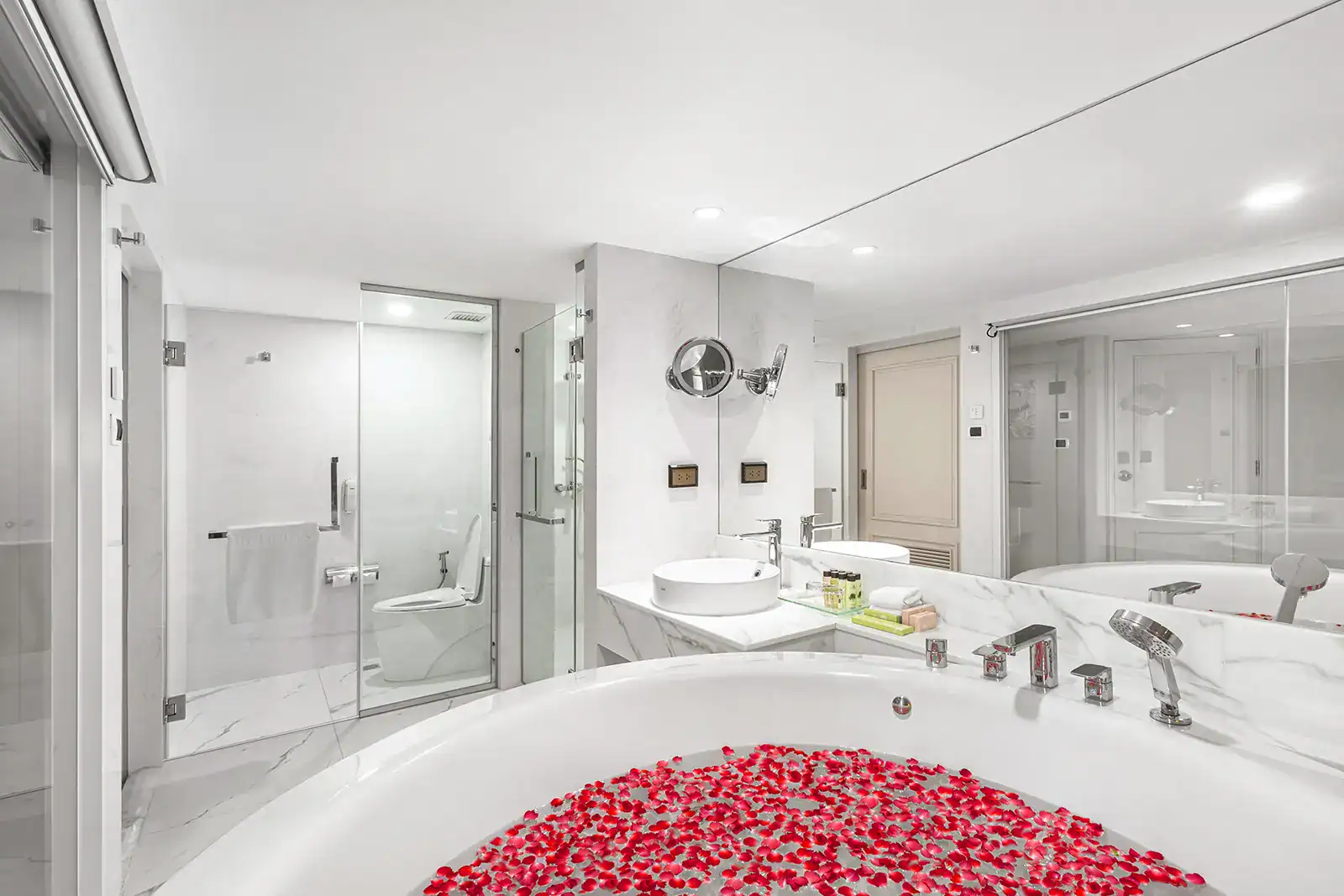 RC_Theme Suite 2 Bedrooms Thai Modern - 04