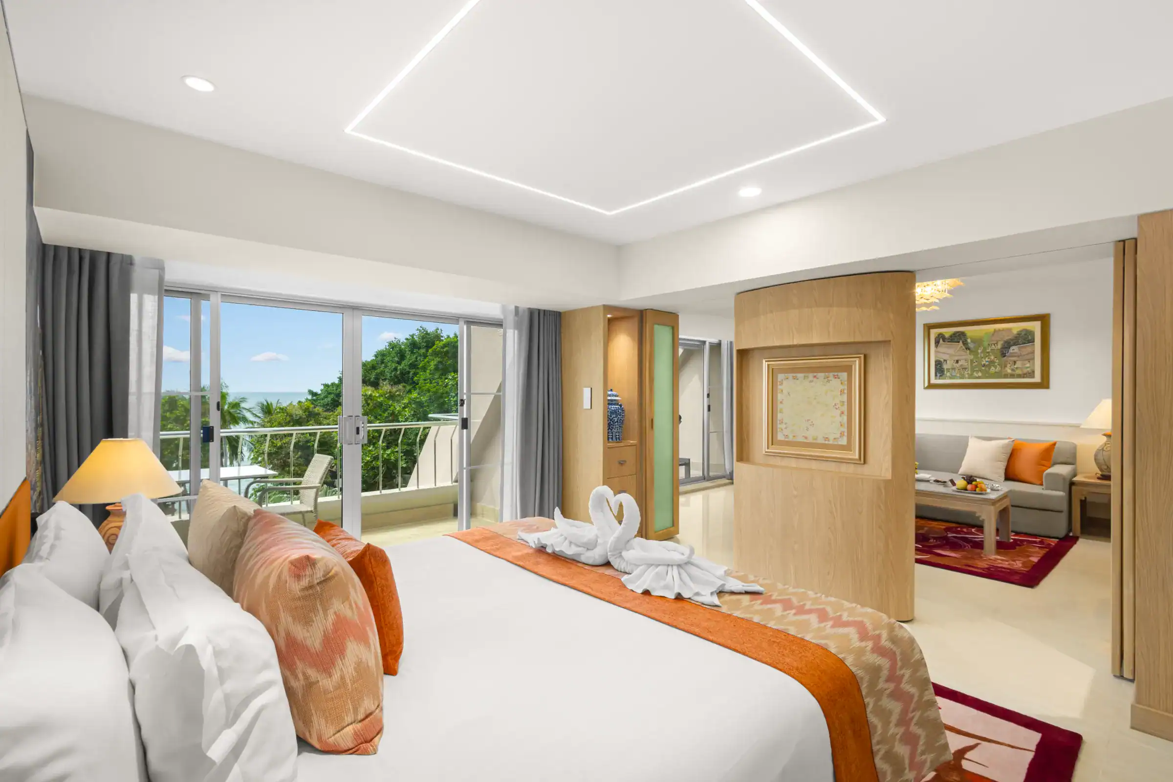 RC_Royal Wing Suite - 05