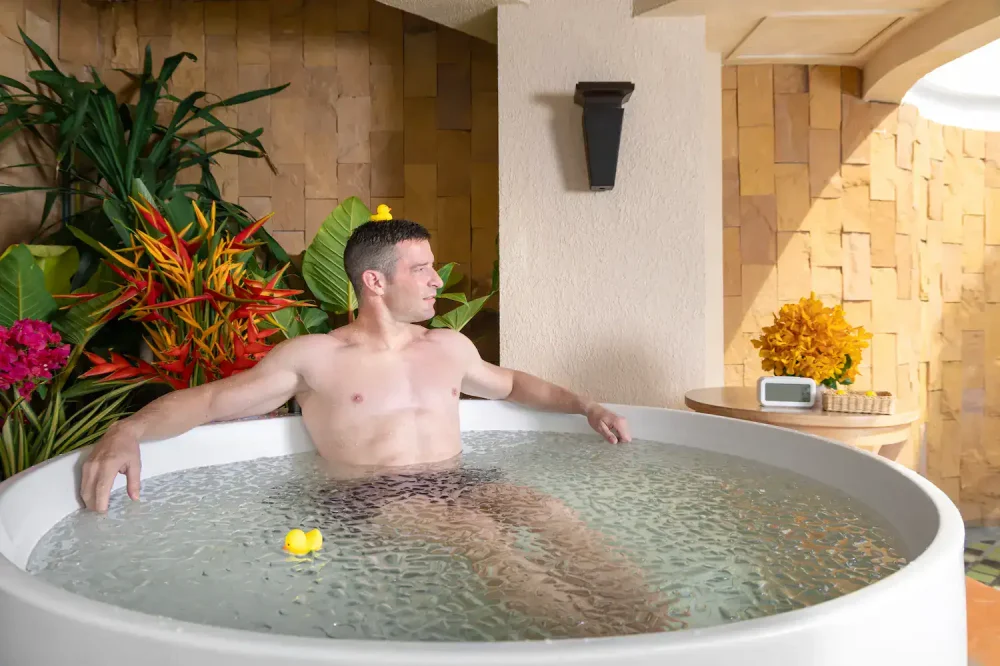 Ice bath @ Royal Cliff Grand Hotel